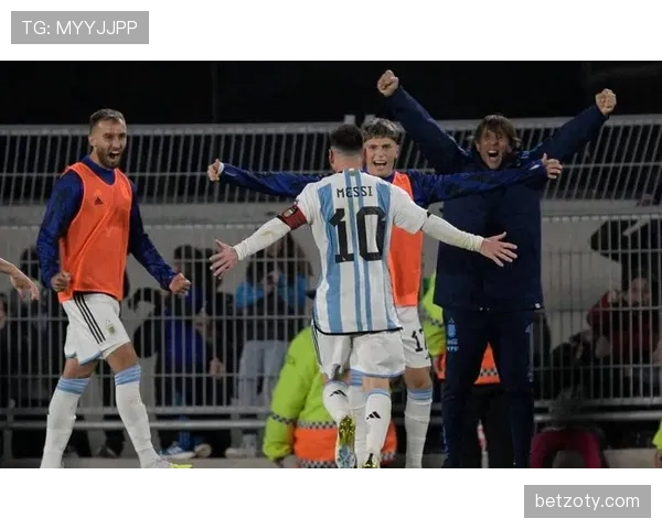 加纳乔如何突破顶级后卫防线：威胁制造机制解析